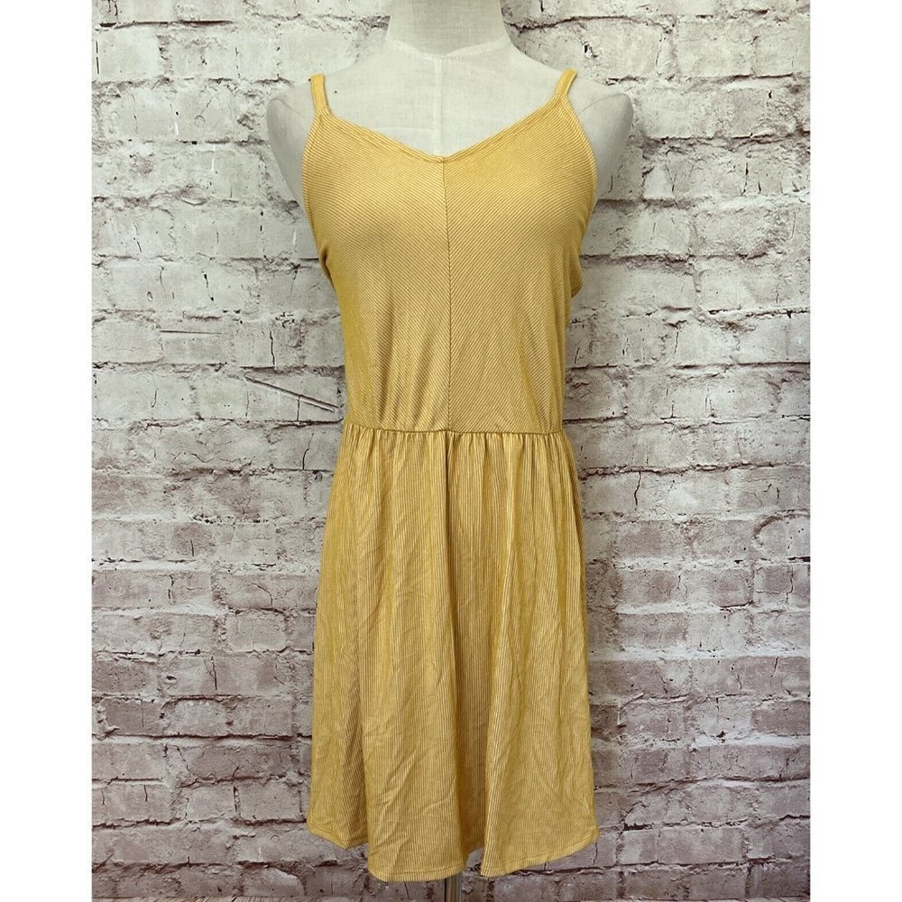 Universal Thread Dress Squash Yellow Sundress Striped Spaghetti SMALL Rayon NEW